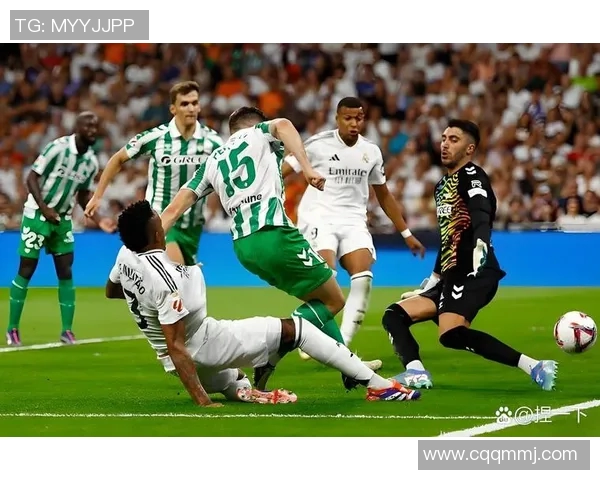 西甲联赛焦点战皇马迎战西班牙球队争夺胜利荣耀